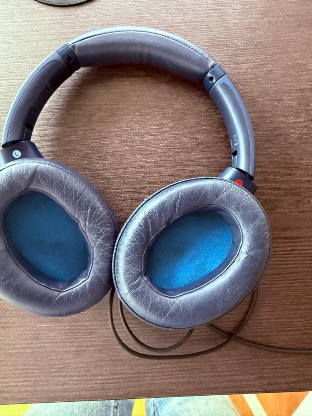 Sony Over-Ear Wired Headphones - Picture 2 of 2